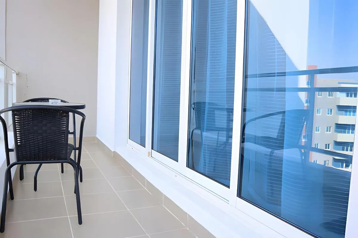 Divine 1Br Apartment In Al Reef