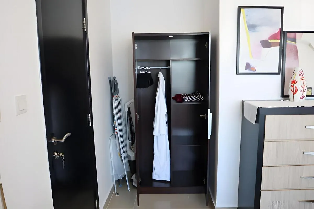 Divine 1Br Apartment In Al Reef 0*, Αμπού Ντάμπι